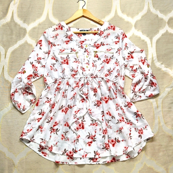 J for Justify floral blouse - Picture 1 of 9